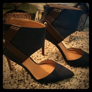 Blue Suede Brown Leather Heels🤑